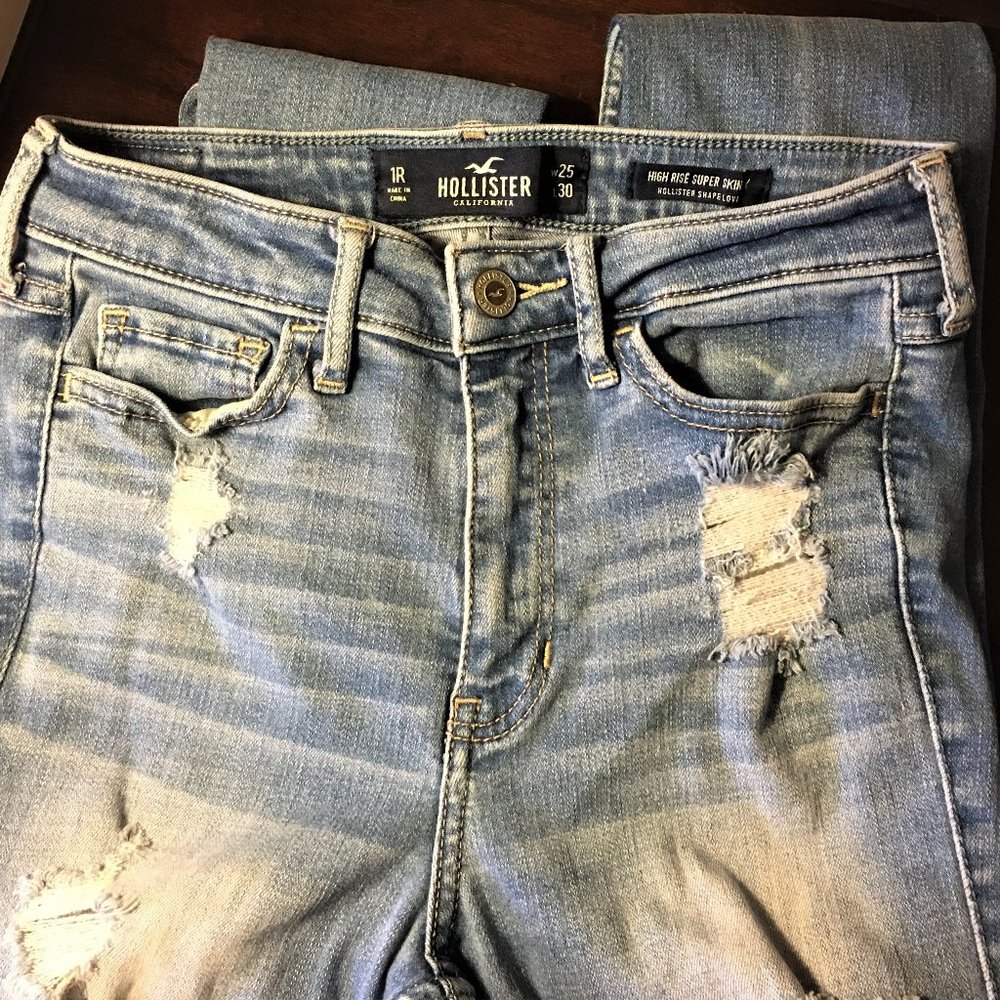 HOLLISTER High Rise Super Skinny Ripped Jeans | 1R - Picture 4 of 15